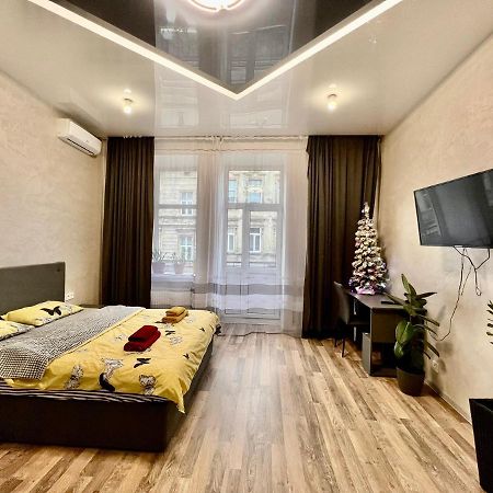 Kulisha 2Bedroom Apartment Near Opera House With Balcony Львов Экстерьер фото